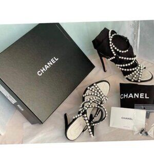 Chanel Sandals Black Crackled Lambskin Leather Wi… - image 1